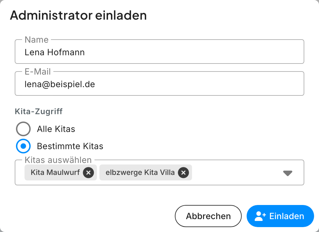 Dialog Administrator einladen mit ausgefülltem Name und E-Mail (Testadresse), Bestimmte Kitas gewählt und zwei Kitas im Feld Kitas auswählen